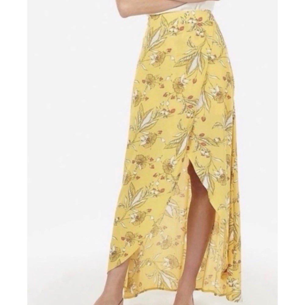 Express Marigold Yellow High Low Maxi Skort Floral Coastal Beachy Size M NWT